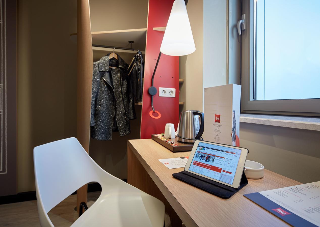 Standard Room With 2 Single Beds